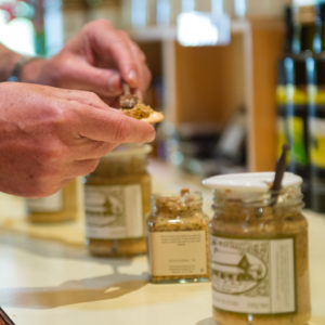 Places to Eat on the Murray to Mountains Rail Trail