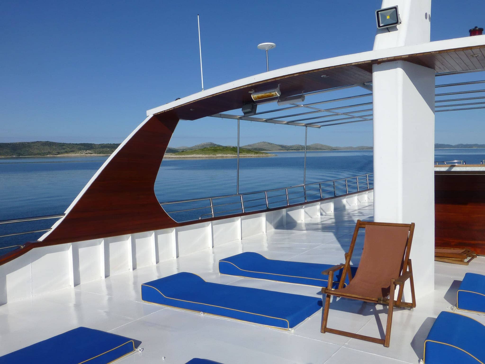 Tour De Vines Croatia Ships Guest Pictures Andela Lora Sun Deck