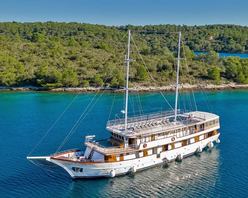 croatia bike and boat tour maggellan