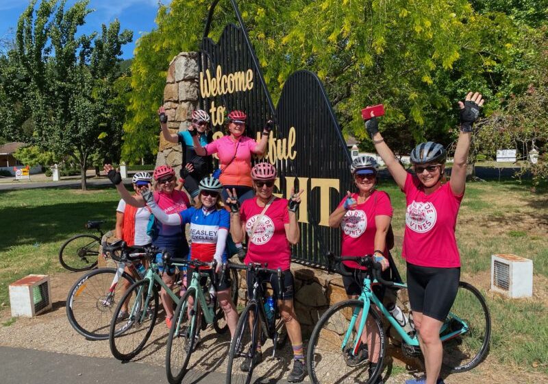 Murray to Mountains cycling tour group in Bright